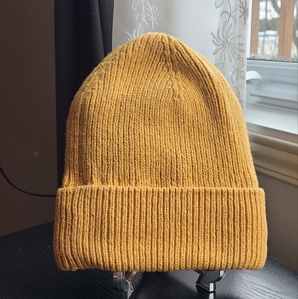Simons Ribbed Toque